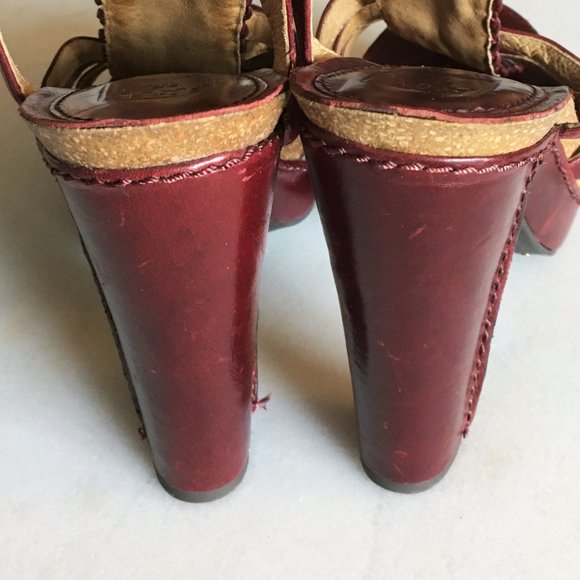 New! Frye Grace T strap leather platform sandal - Picture 6 of 13